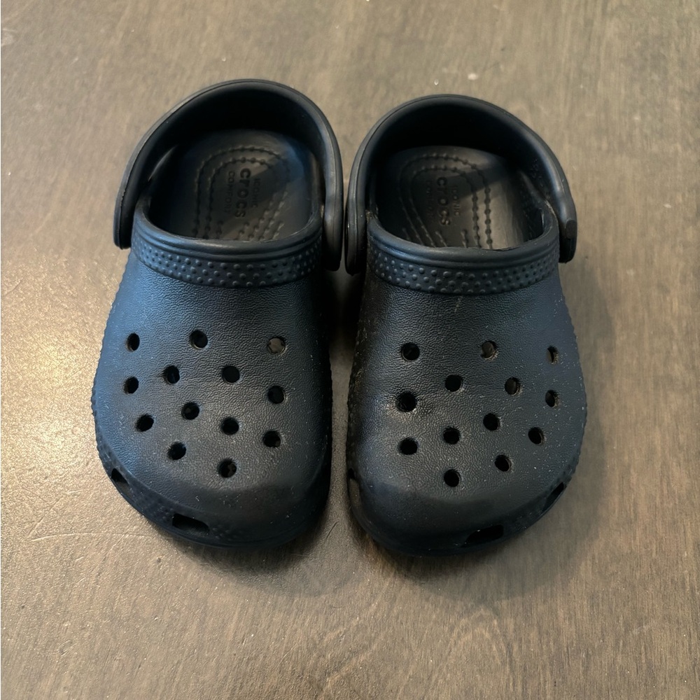 Toddler Size 6 Crocs